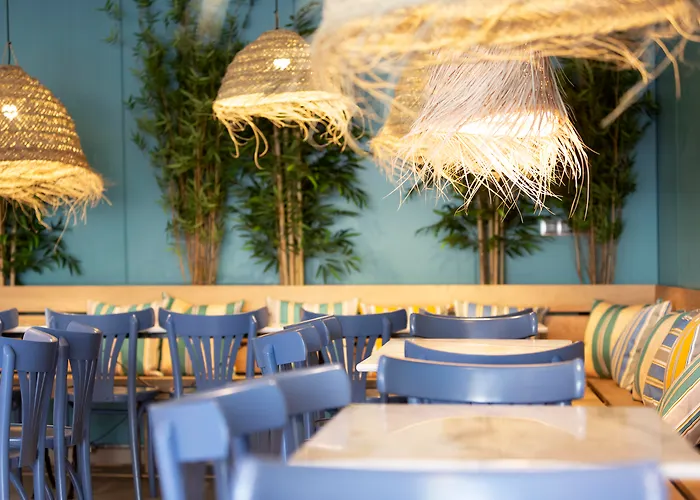 Yomo Hostal BCN Port