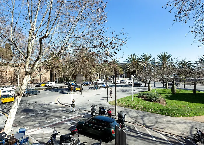 Yomo Hostal BCN Port